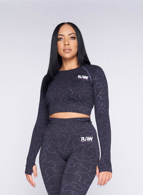 Dedication Long-Sleeved Crop Top Set